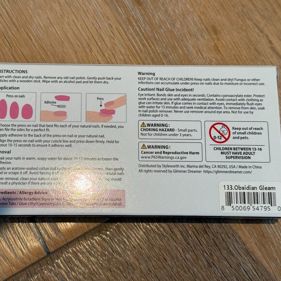 Glimmer Dreamer Press On French Mani Reusable Almond Nails 32 Obsidian Gleam NWT - Picture 7 of 7